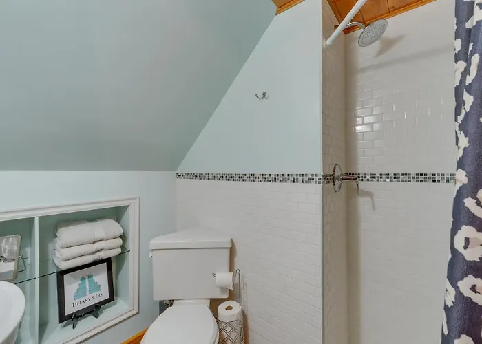 Dreamy W/ Hot Tub, Fireplace & More! * Alpine
