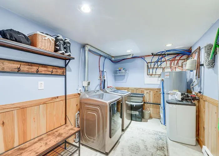 Dreamy W/ Hot Tub, Fireplace & More! Holiday home Alpine